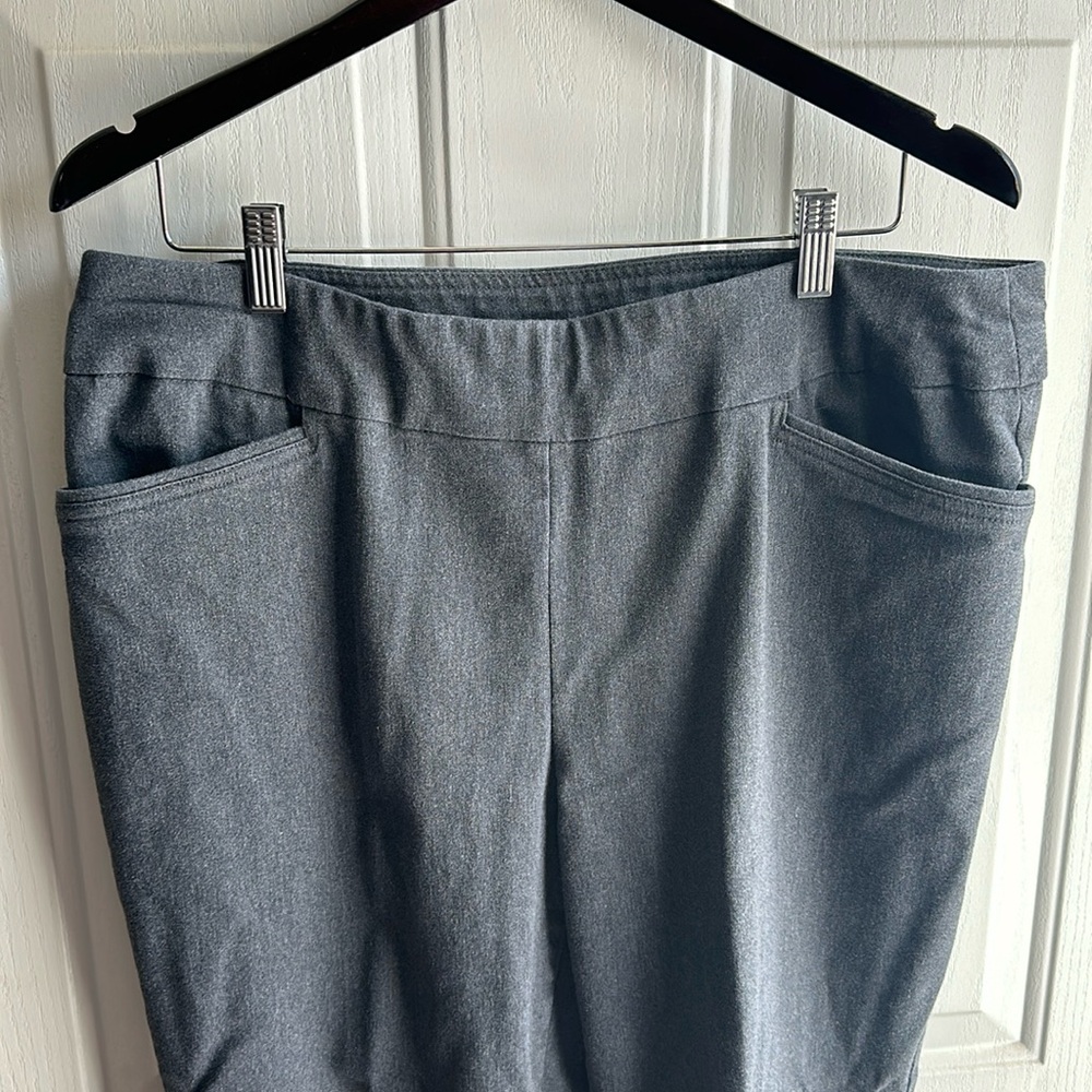 Croft and Barrow Straight Leg Dress Pant